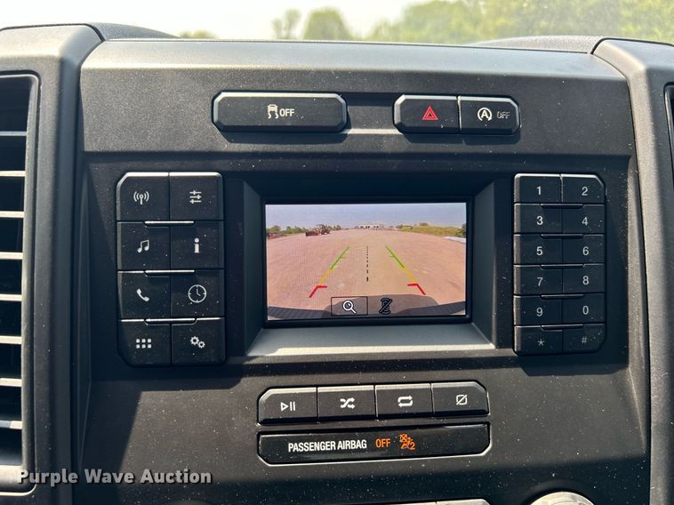 image for item DJ6271 2018 Ford F150 XL  SuperCrew pickup truck