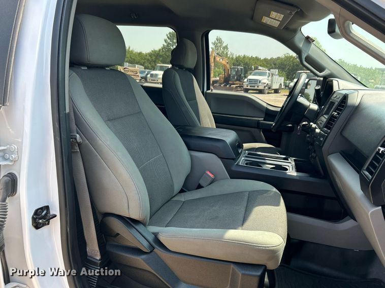 image for item DJ6271 2018 Ford F150 XL  SuperCrew pickup truck