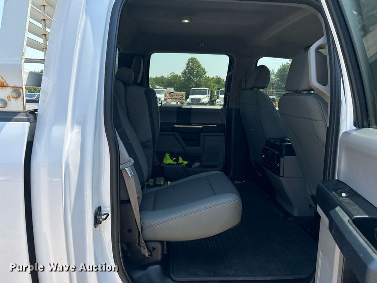 image for item DJ6271 2018 Ford F150 XL  SuperCrew pickup truck