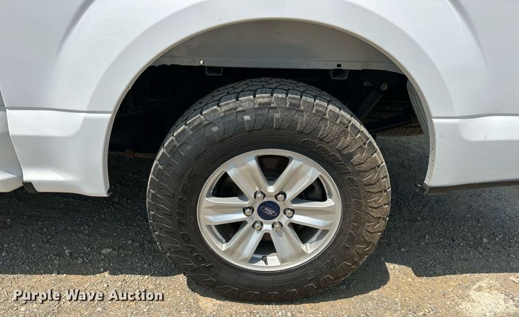 image for item DJ6271 2018 Ford F150 XL  SuperCrew pickup truck