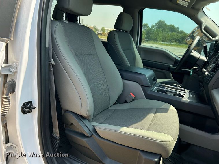 image for item DJ6272 2018 Ford F150  SuperCrew pickup truck