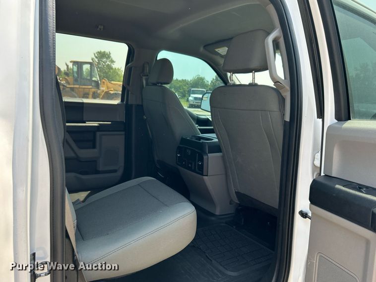 image for item DJ6272 2018 Ford F150  SuperCrew pickup truck