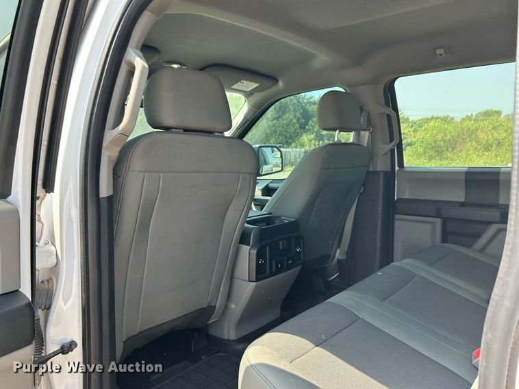 image for item DJ6272 2018 Ford F150  SuperCrew pickup truck