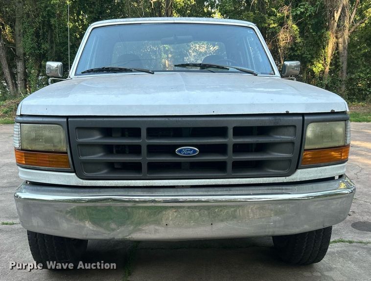 image for item DJ6273 1996 Ford F250  SuperCab pickup truck