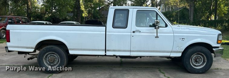 image for item DJ6273 1996 Ford F250  SuperCab pickup truck