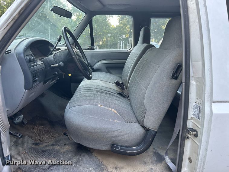 image for item DJ6273 1996 Ford F250  SuperCab pickup truck