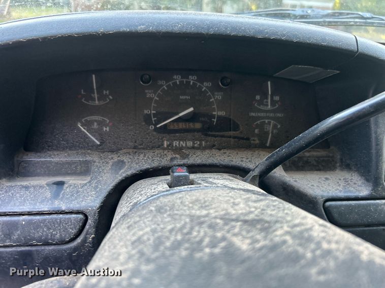 image for item DJ6273 1996 Ford F250  SuperCab pickup truck