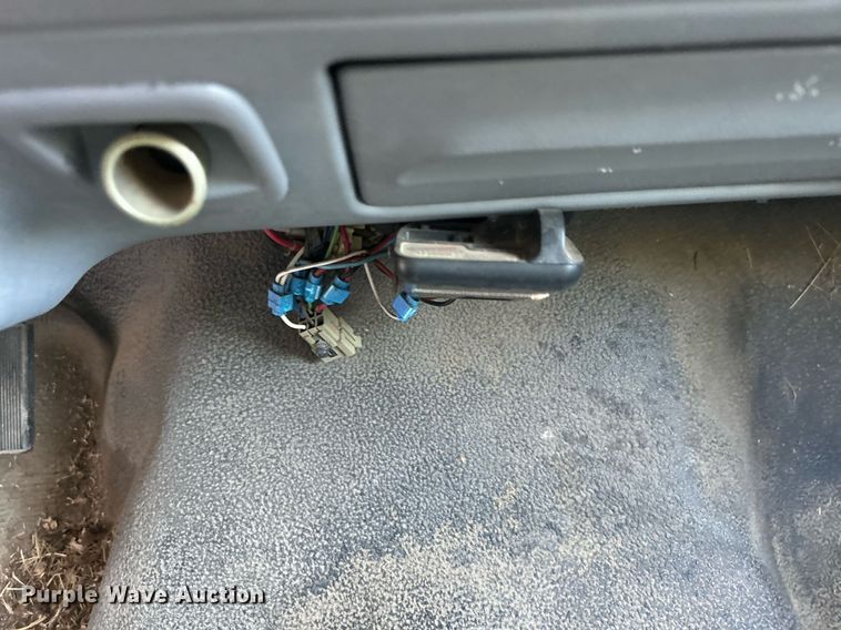 image for item DJ6273 1996 Ford F250  SuperCab pickup truck