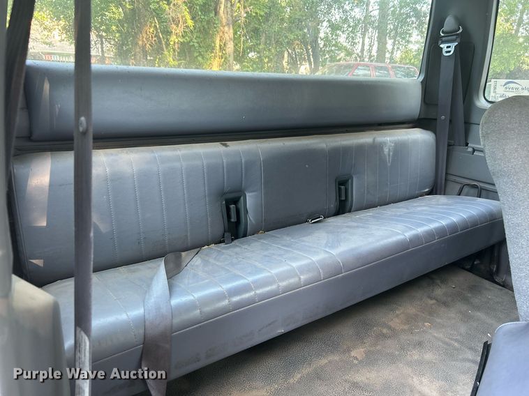 image for item DJ6273 1996 Ford F250  SuperCab pickup truck