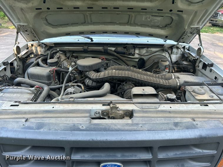 image for item DJ6273 1996 Ford F250  SuperCab pickup truck