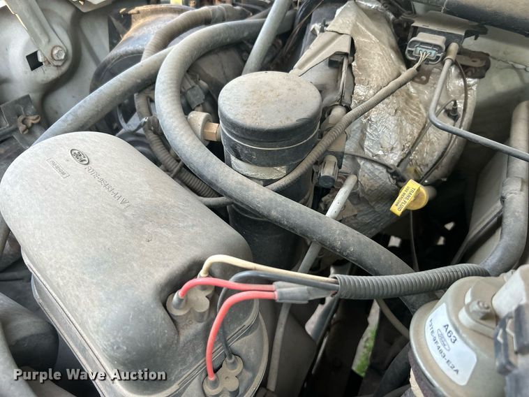 image for item DJ6273 1996 Ford F250  SuperCab pickup truck