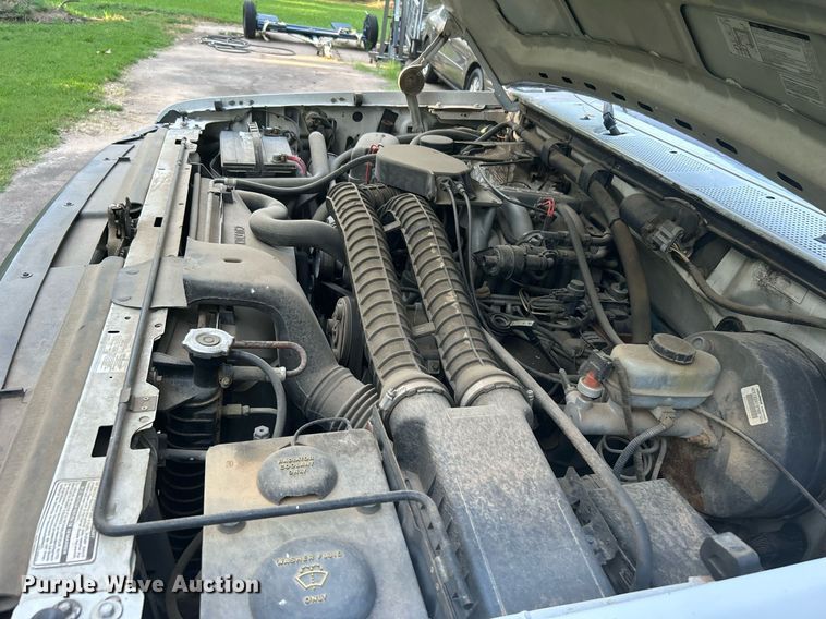 image for item DJ6273 1996 Ford F250  SuperCab pickup truck