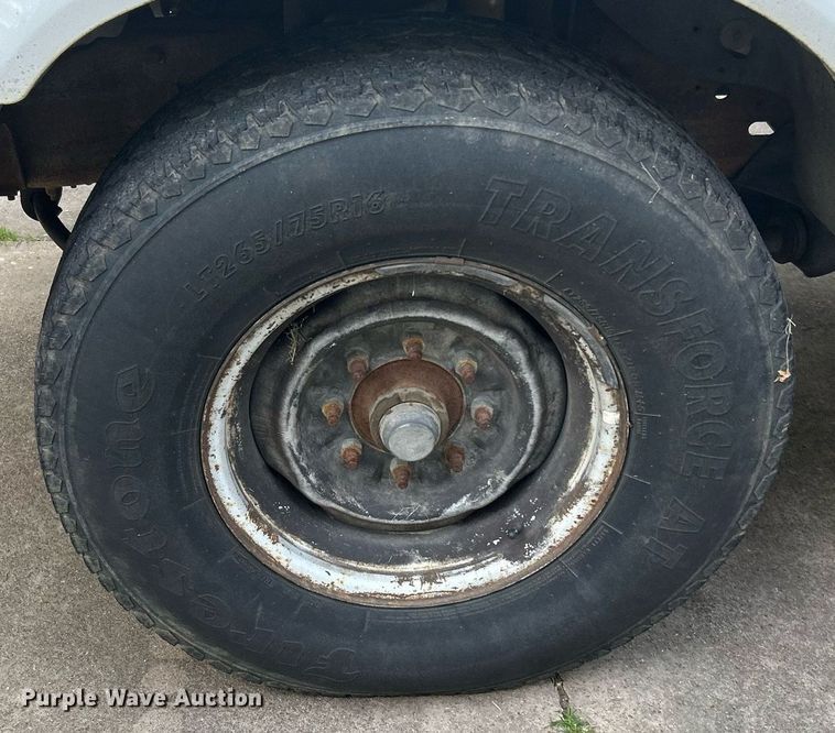 image for item DJ6273 1996 Ford F250  SuperCab pickup truck