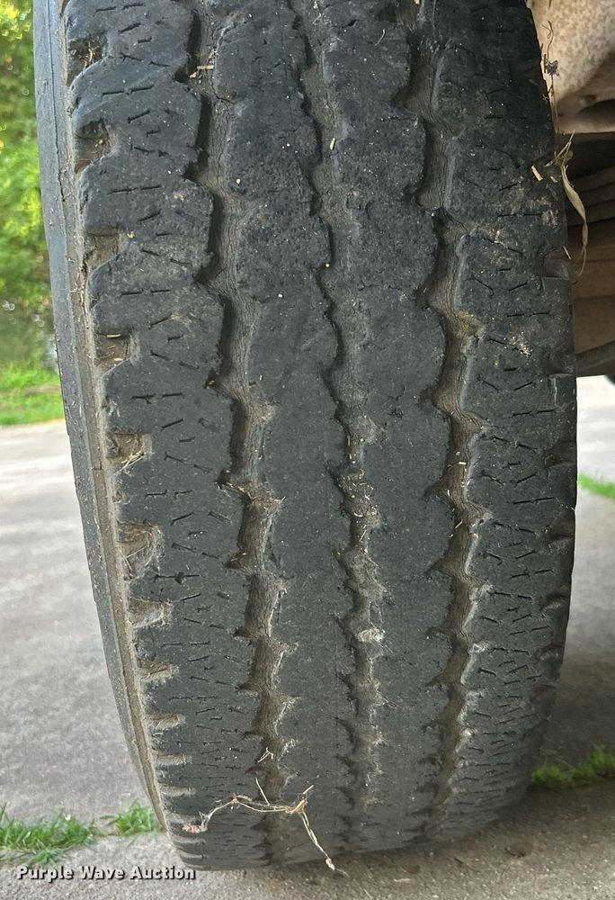 image for item DJ6273 1996 Ford F250  SuperCab pickup truck