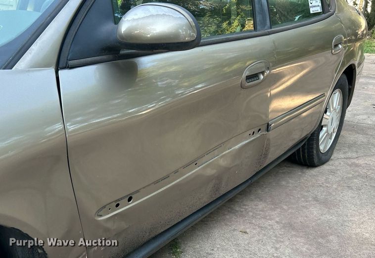 image for item DJ6274 2005 Ford Taurus SEL