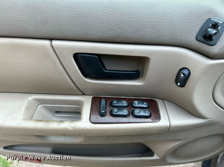 image for item DJ6274 2005 Ford Taurus SEL