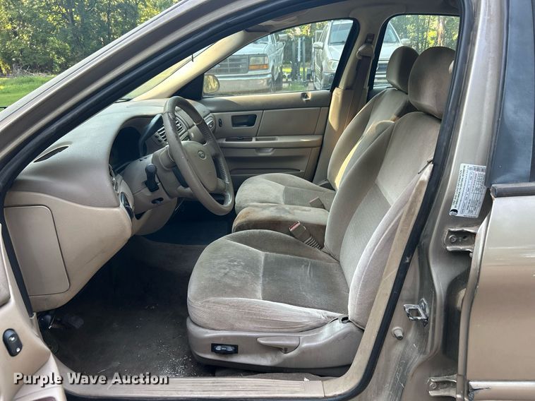 image for item DJ6274 2005 Ford Taurus SEL