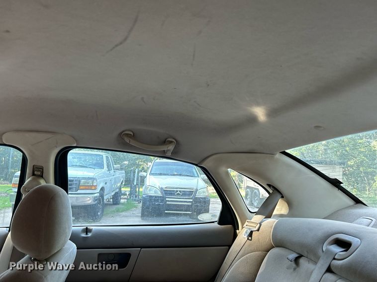 image for item DJ6274 2005 Ford Taurus SEL