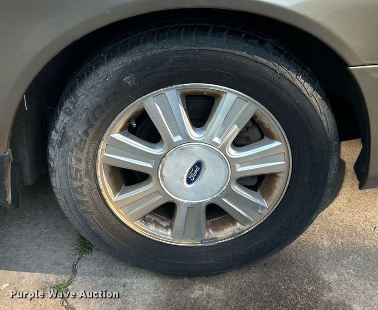 image for item DJ6274 2005 Ford Taurus SEL