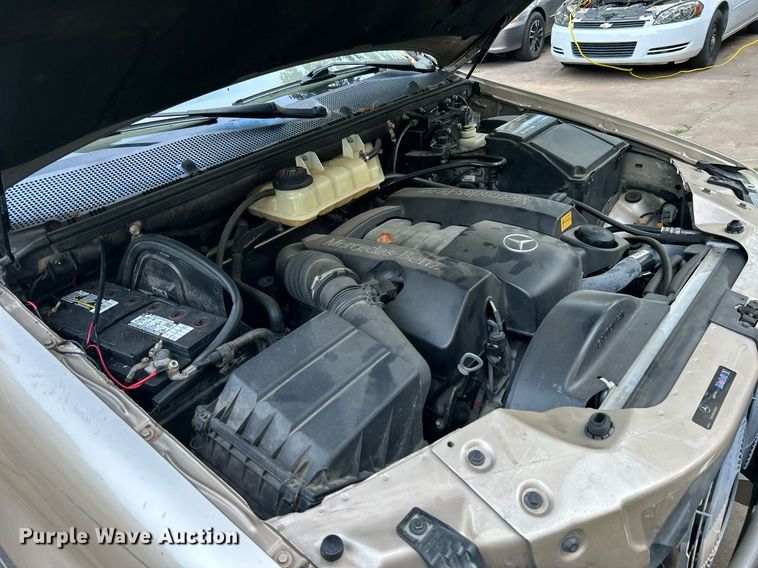 image for item DJ6275 2002 Mercedes Benz ML320  SUV