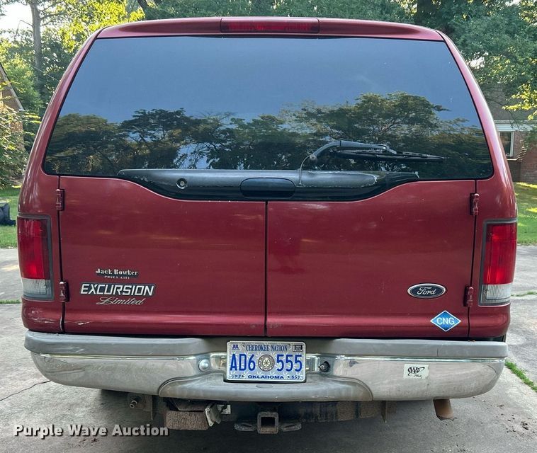 image for item DJ6276 2000 Ford Excursion  SUV