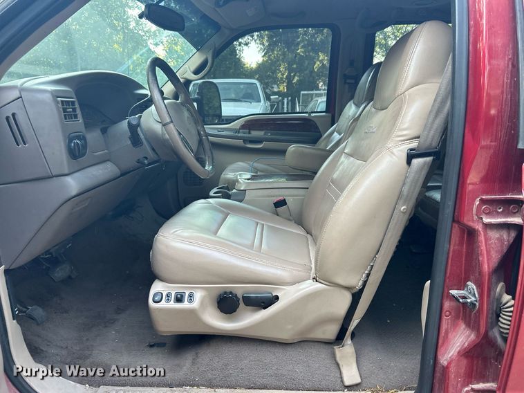 image for item DJ6276 2000 Ford Excursion  SUV