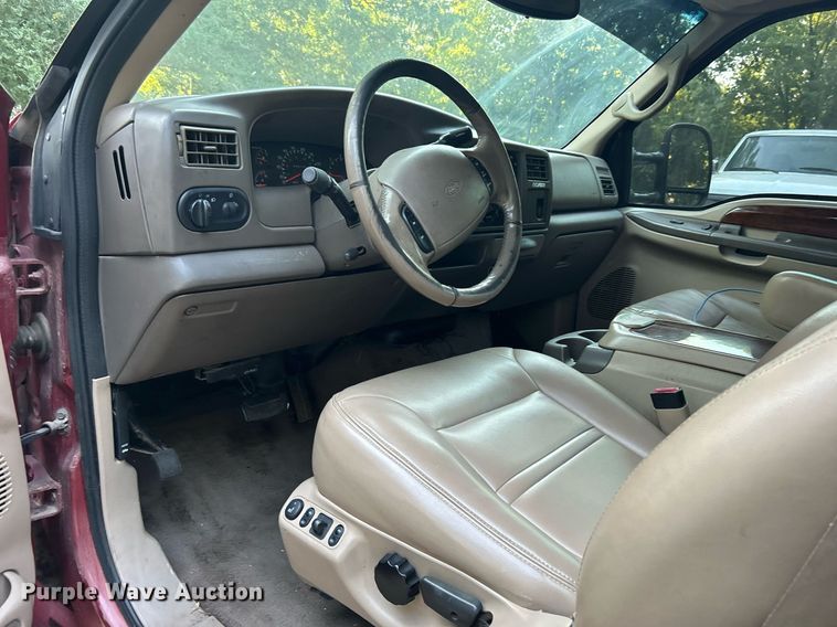 image for item DJ6276 2000 Ford Excursion  SUV