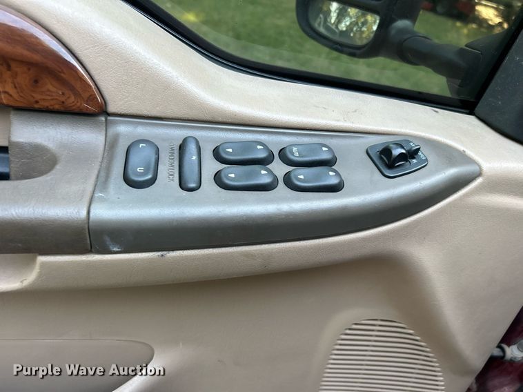 image for item DJ6276 2000 Ford Excursion  SUV