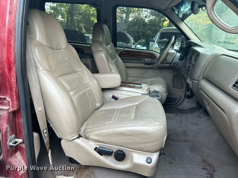 image for item DJ6276 2000 Ford Excursion  SUV