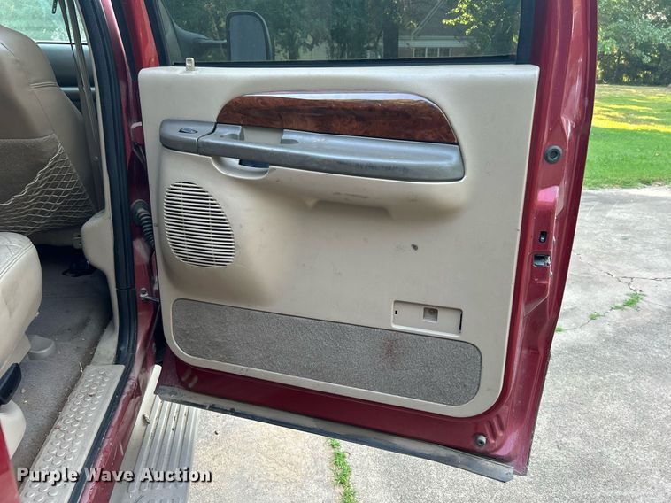 image for item DJ6276 2000 Ford Excursion  SUV