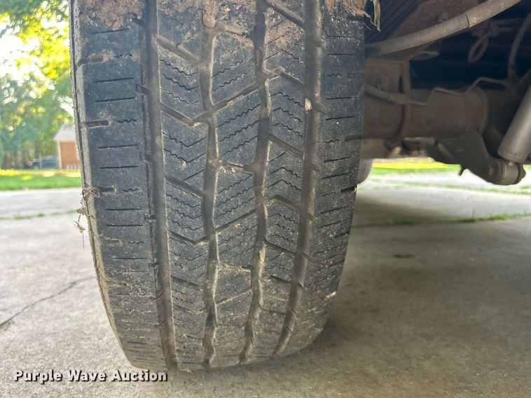 image for item DJ6276 2000 Ford Excursion  SUV