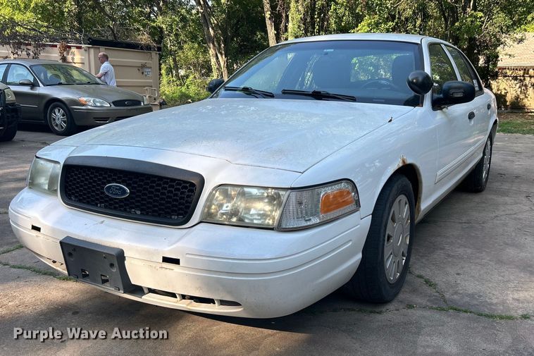 image for item DJ6277 2011 Ford Crown Victoria Police Interceptor