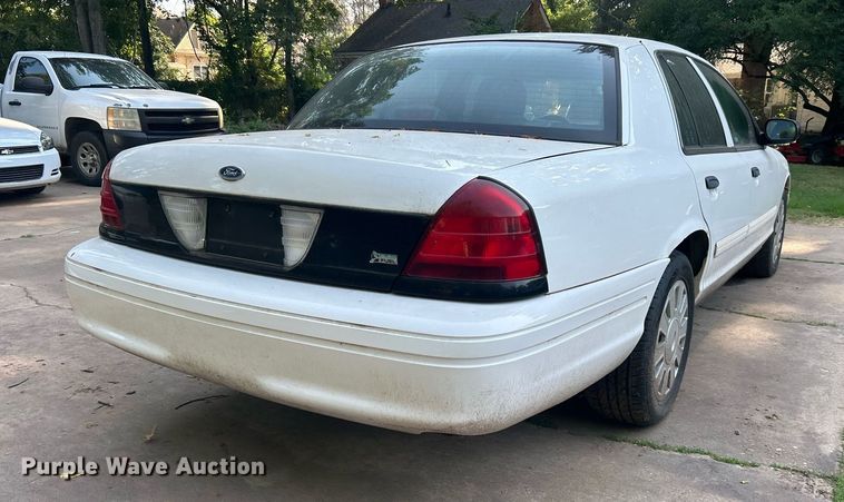 image for item DJ6277 2011 Ford Crown Victoria Police Interceptor