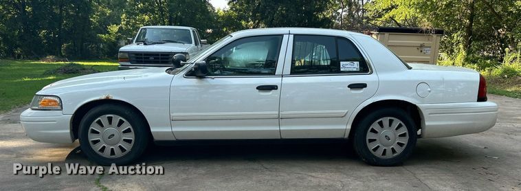 image for item DJ6277 2011 Ford Crown Victoria Police Interceptor
