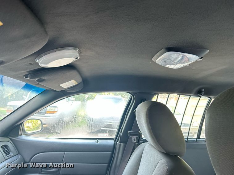 image for item DJ6277 2011 Ford Crown Victoria Police Interceptor