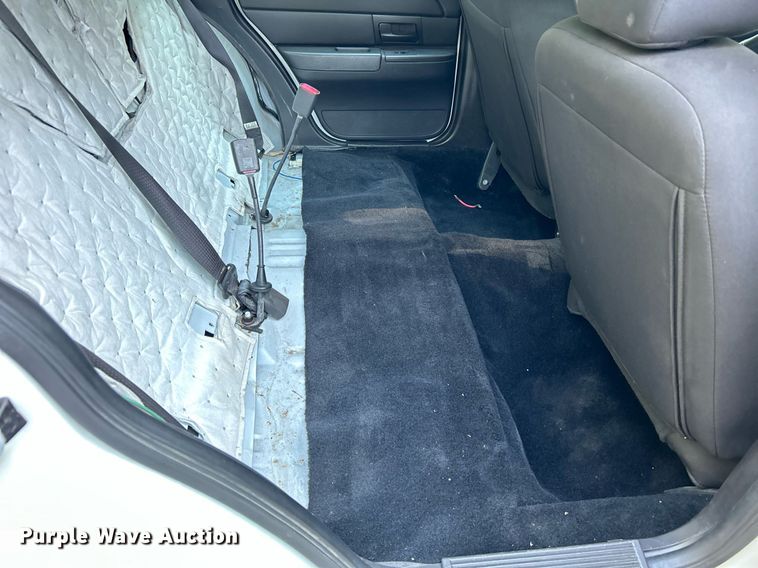 image for item DJ6277 2011 Ford Crown Victoria Police Interceptor