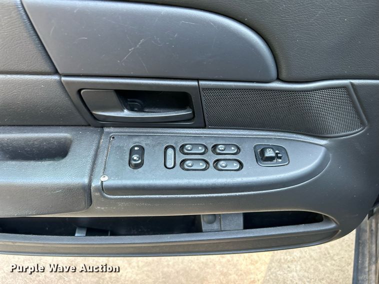 image for item DJ6278 2004 Ford Crown Victoria Police Interceptor