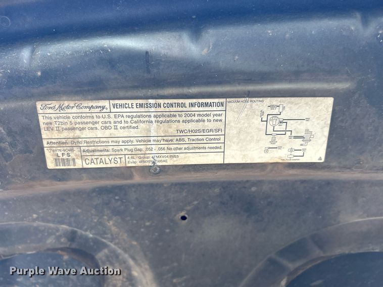 image for item DJ6278 2004 Ford Crown Victoria Police Interceptor