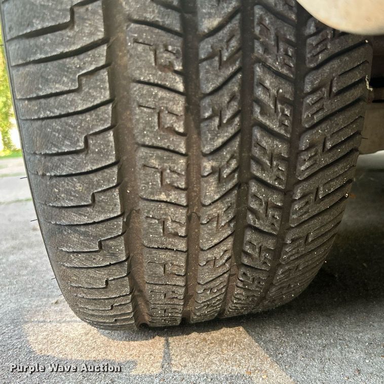 image for item DJ6278 2004 Ford Crown Victoria Police Interceptor