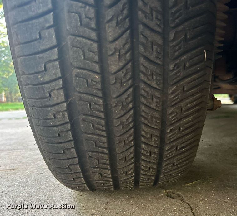 image for item DJ6278 2004 Ford Crown Victoria Police Interceptor