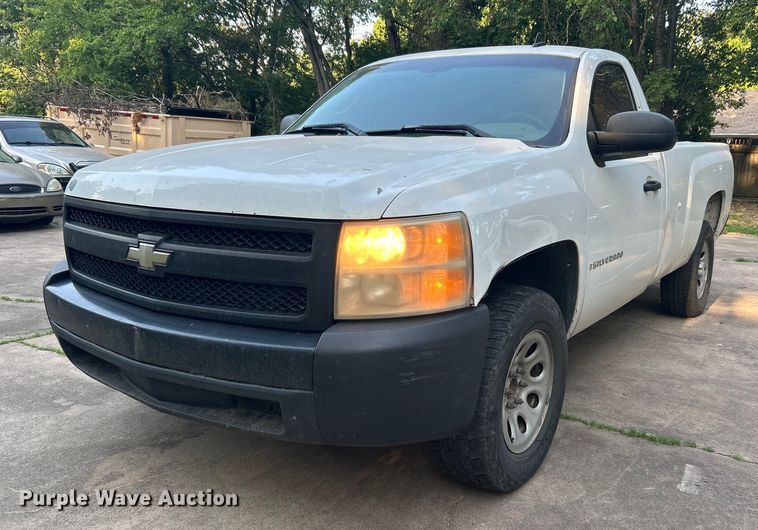 image for item DJ6281 2007 Chevrolet Silverado 1500  pickup truck