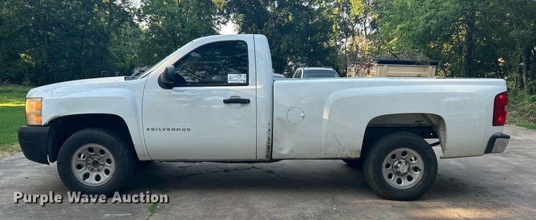 image for item DJ6281 2007 Chevrolet Silverado 1500  pickup truck