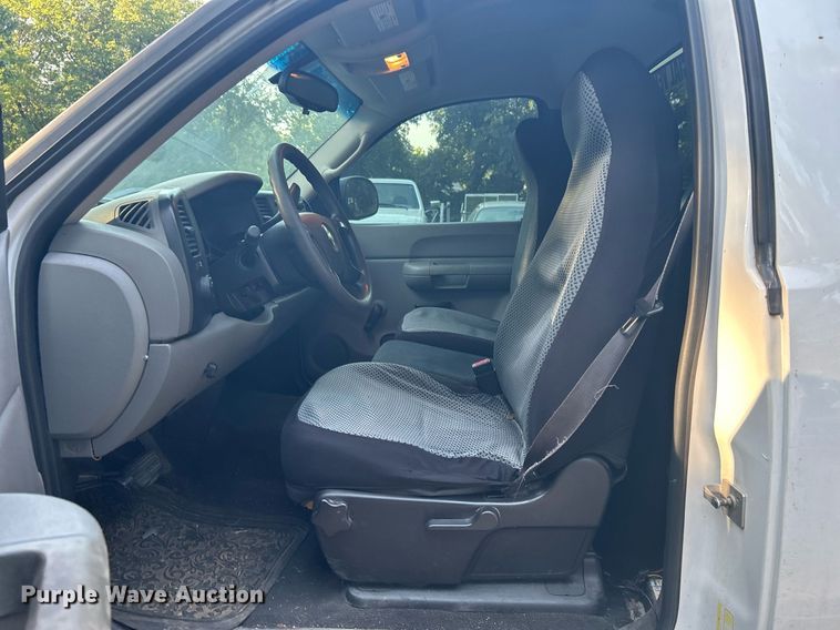 image for item DJ6281 2007 Chevrolet Silverado 1500  pickup truck