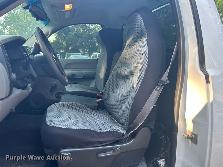 image for item DJ6281 2007 Chevrolet Silverado 1500  pickup truck