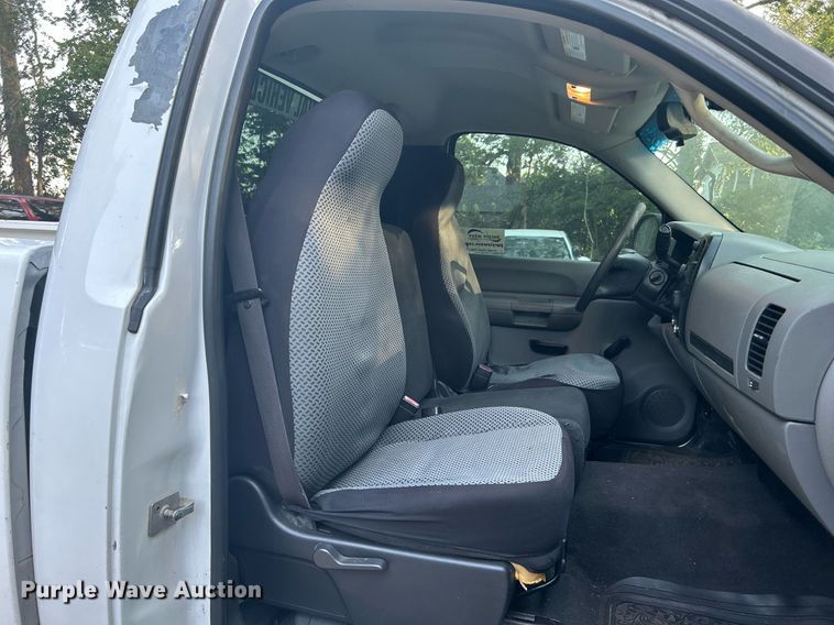 image for item DJ6281 2007 Chevrolet Silverado 1500  pickup truck