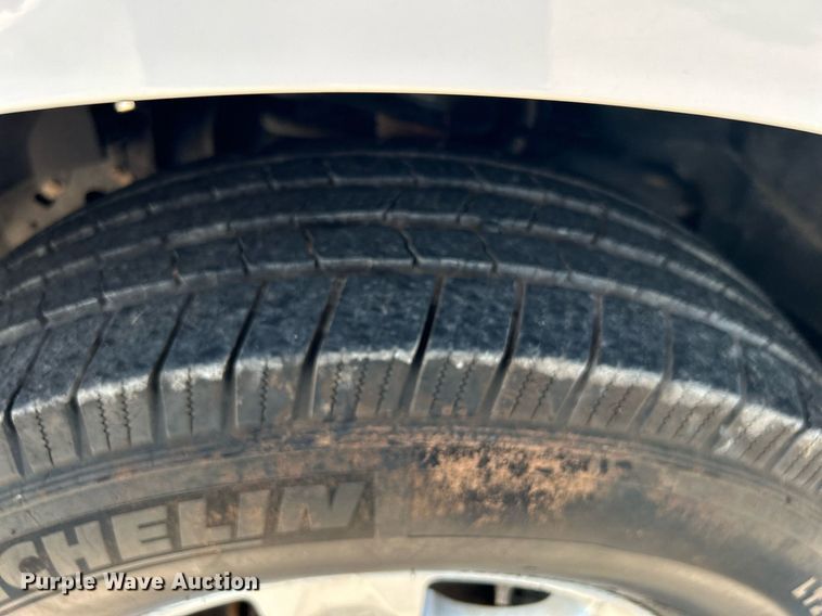 image for item DJ6282 2019 Ford F150 XL  SuperCrew pickup truck