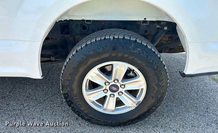 image for item DJ6282 2019 Ford F150 XL  SuperCrew pickup truck