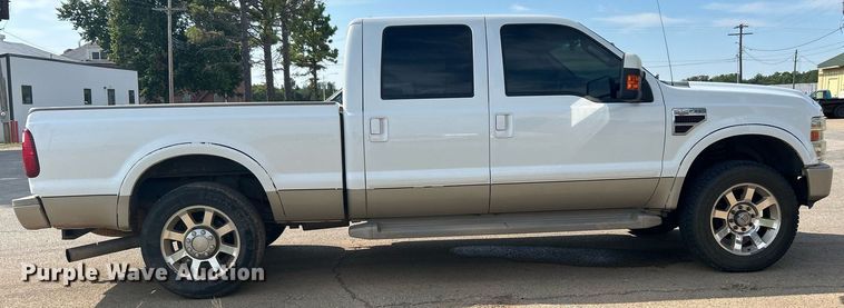 image for item DJ6285 2008 Ford F250 Super Duty Lariat King Ranch  Crew Cab pickup truck