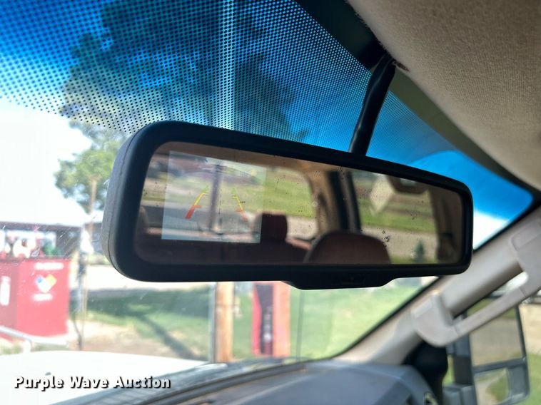 image for item DJ6285 2008 Ford F250 Super Duty Lariat King Ranch  Crew Cab pickup truck