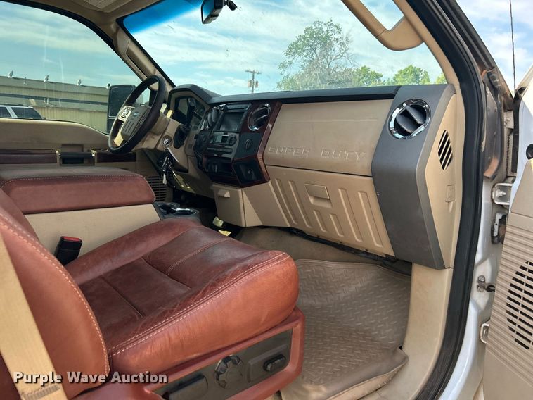 image for item DJ6285 2008 Ford F250 Super Duty Lariat King Ranch  Crew Cab pickup truck